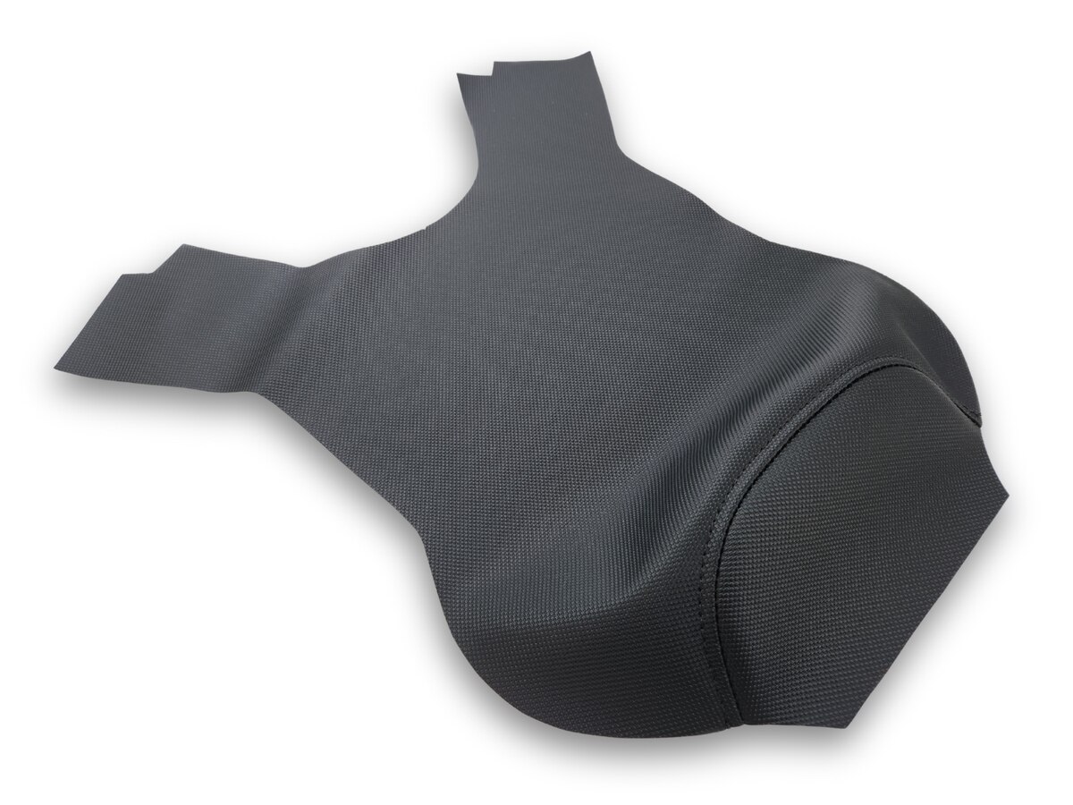 Matching tank cover in DTX to coordinate with Sargent's Performance Plus seats for the BMW R 1300 GS.